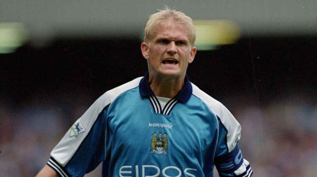 AG官方网站-当年基恩踢伤父亲 对曼联进3球 哈兰德为父报仇？