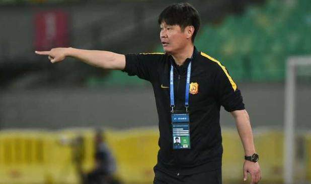 AG官方网站-李霄鹏：前两轮不胜有压力 每个队都没有太多秘密